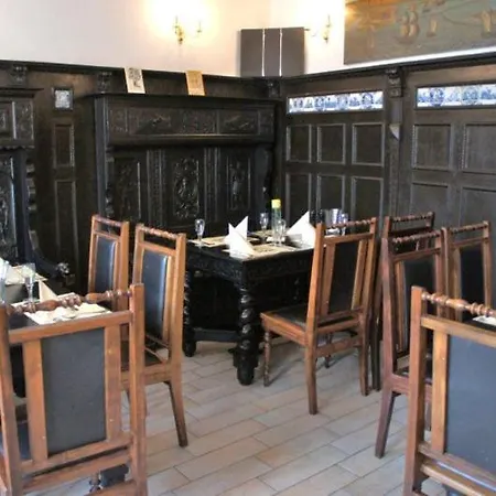 鲁特豪斯维斯马酒店 Wißmar