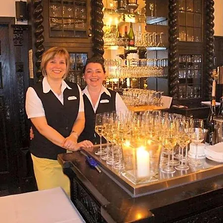 Hotell Reuterhaus 3*