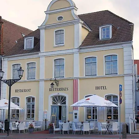 Reuterhaus 3*